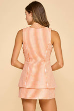 Load image into Gallery viewer, Round Neckline sleeveless Romper: BLACK/WHITE / M
