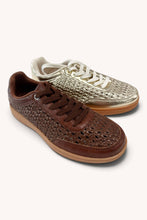 Load image into Gallery viewer, MODIFY-26 Intricate Woven-Pattern Lace-Up Casual Sneakers: GOLD / A18