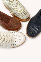 Load image into Gallery viewer, MODIFY-26 Intricate Woven-Pattern Lace-Up Casual Sneakers: GOLD / A18