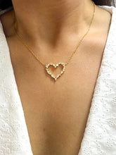 Load image into Gallery viewer, Pam Heart Necklace
