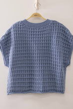 Load image into Gallery viewer, 12W3719N-Waffle Texture Crop Cardigan: CREAM / S-M-L/2-2-2
