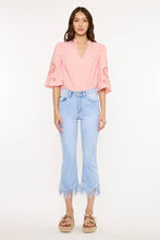 Load image into Gallery viewer, HIGH RISE CROP BOOTCUT-KC9354M: MEDIUM / 5/26
