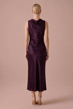 Load image into Gallery viewer, Side Slit Cowl Neck Satin Midi Dress: Dark Green / L
