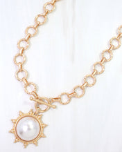 Load image into Gallery viewer, Macquarie Pearl Toggle Necklace Worn Gold: Default
