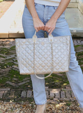 Load image into Gallery viewer, Caroline Hill Tote Purse
