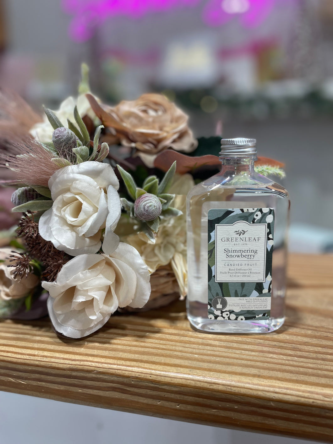 Shimmering Snowberry Flower Refill