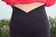 Load image into Gallery viewer, Black Leggings
