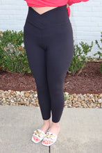 Load image into Gallery viewer, Black Leggings
