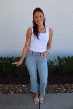 Load image into Gallery viewer, The Kyndall Jeans
