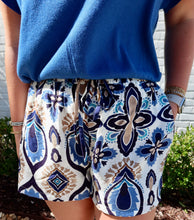 Load image into Gallery viewer, The Paula Shorts
