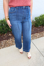 Load image into Gallery viewer, The Danielle Denims
