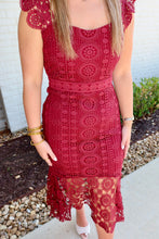 Load image into Gallery viewer, The Brynleigh Dress - Wine
