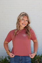 Load image into Gallery viewer, Southern Style T Shirt - Rust
