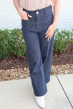 Load image into Gallery viewer, The Deanna Jeans
