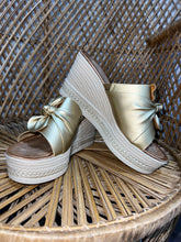 Load image into Gallery viewer, The Michelle Wedge
