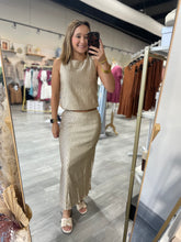 Load image into Gallery viewer, The Classy Gold Set
