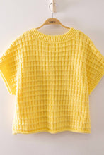 Load image into Gallery viewer, 12W3719N-Waffle Texture Crop Cardigan: CREAM / S-M-L/2-2-2
