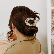 Load image into Gallery viewer, Round Flat Hair Clip - Medium - Blonde Tortoise
