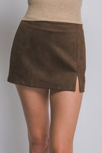 Load image into Gallery viewer, The Ellie Skort - Brown
